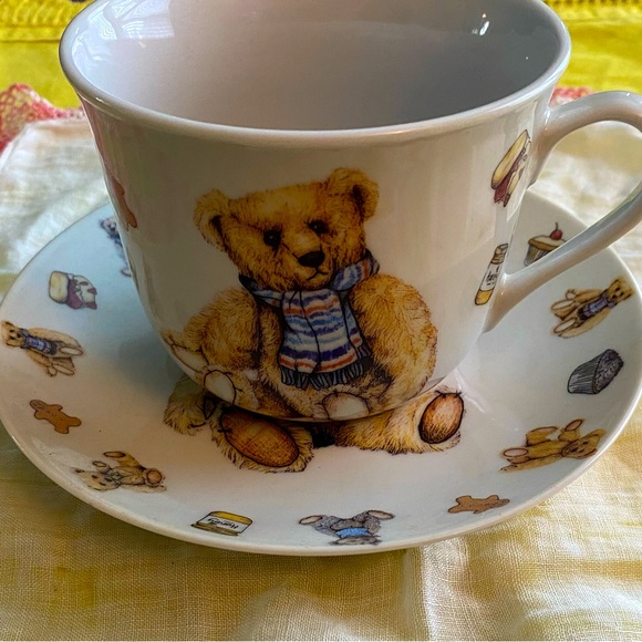 Kent Pottery Vintage Teddy Bear Cup and Saucer set - Picture 1 of 11